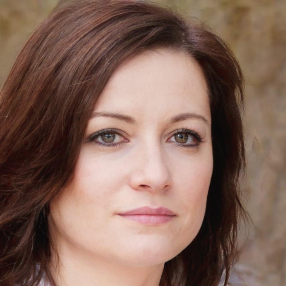 Maria Rodriguez, Communication & Presentation Coach